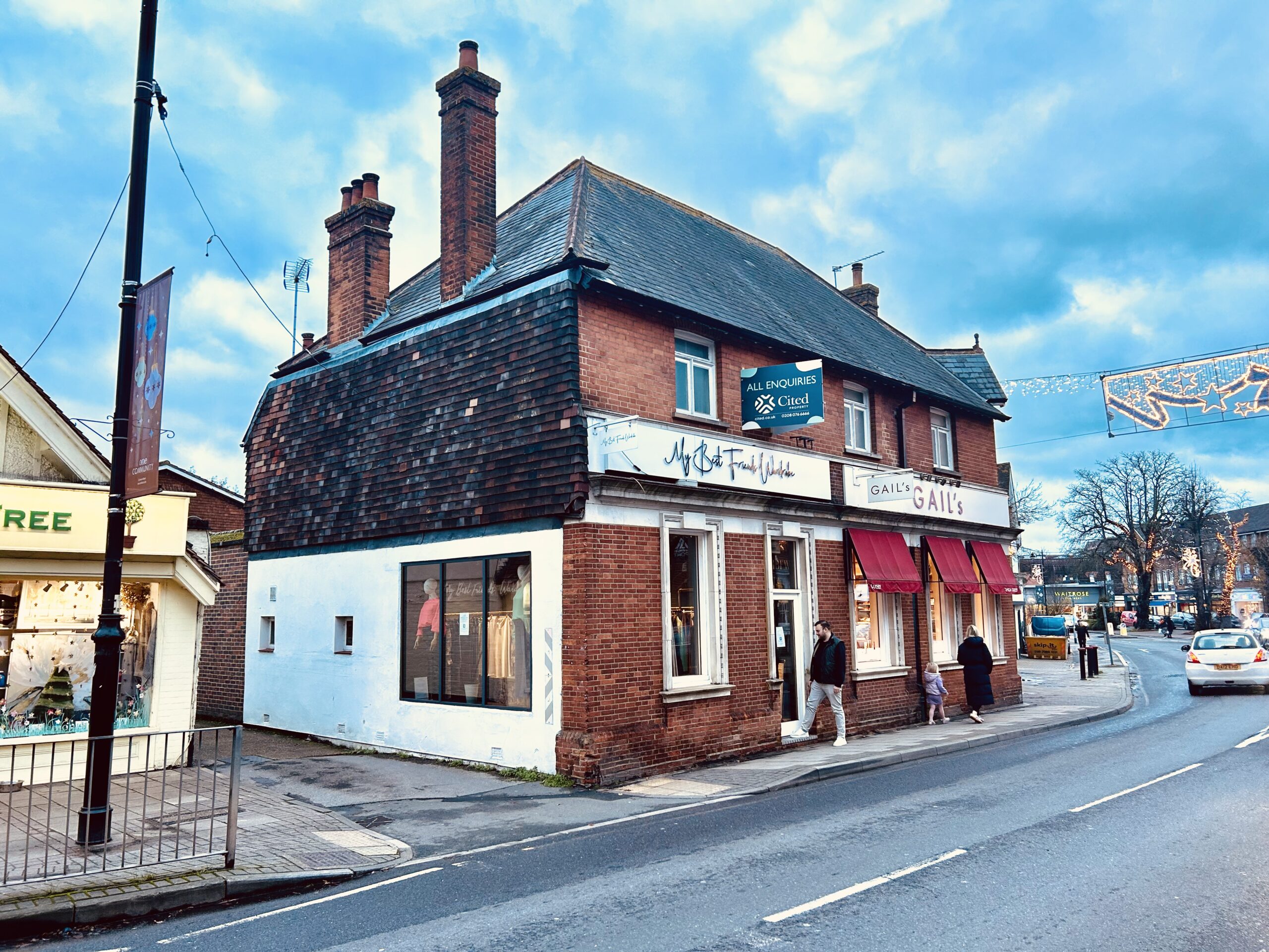 Commercial Property: in 4 High St, Cobham | Cited Property